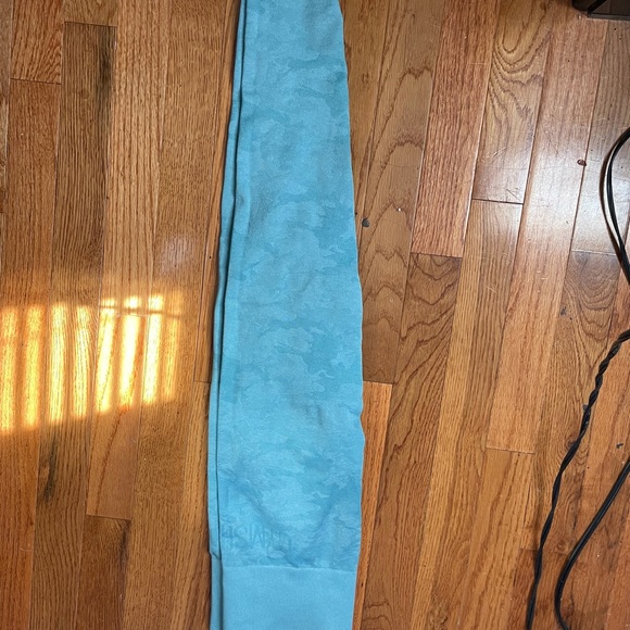 Gym Shark camo leggings - Picture 3 of 5